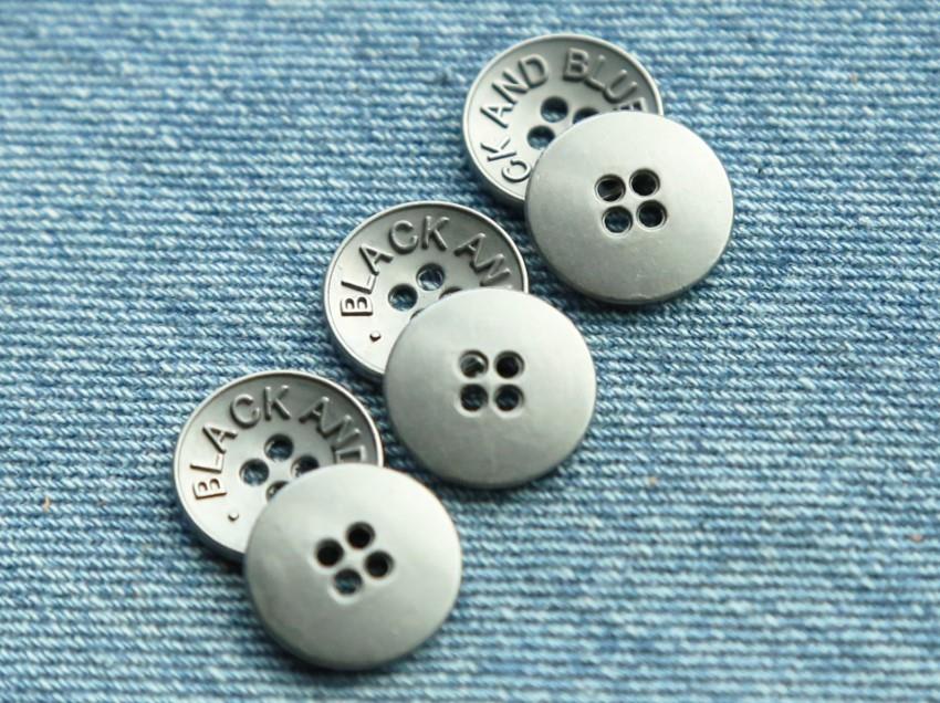 custom garment button 
